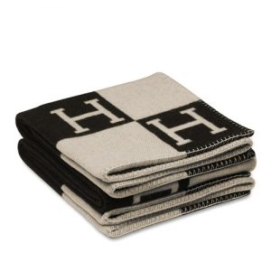 Hermes Avalon Blanket In Black Wool and Cashmere Replica