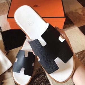 Hermes Izmir Sandals In Black Epsom Leather Replica