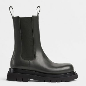 Bottega Veneta BV Lug Chelsea Boots In Black Calfskin Replica