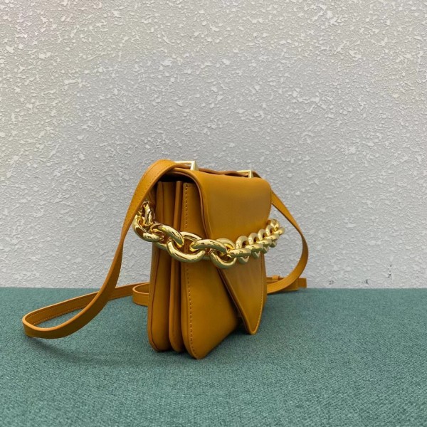 Bottega Veneta Mount Small Bag In Yellow Calfskin Replica