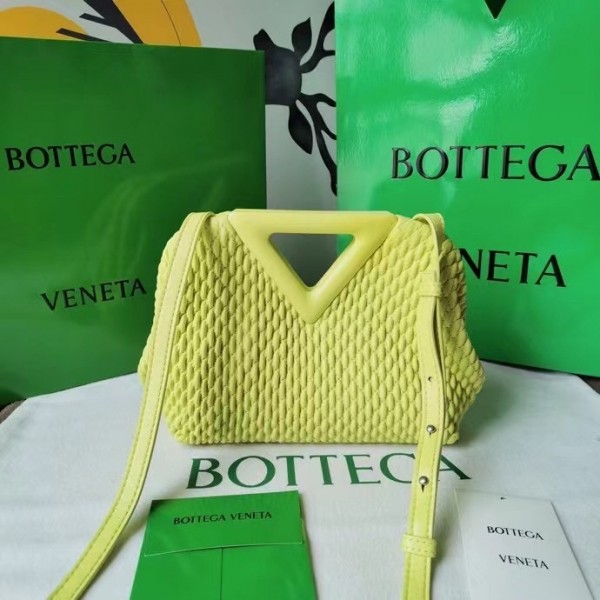 Bottega Veneta Small Point Bag In Seagrass Quilted Leather Replica