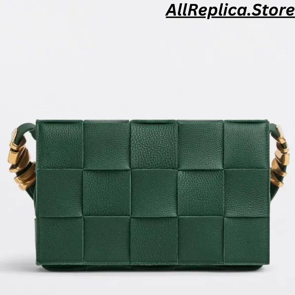 Bottega Veneta Cassette Bag Green Grained Leather